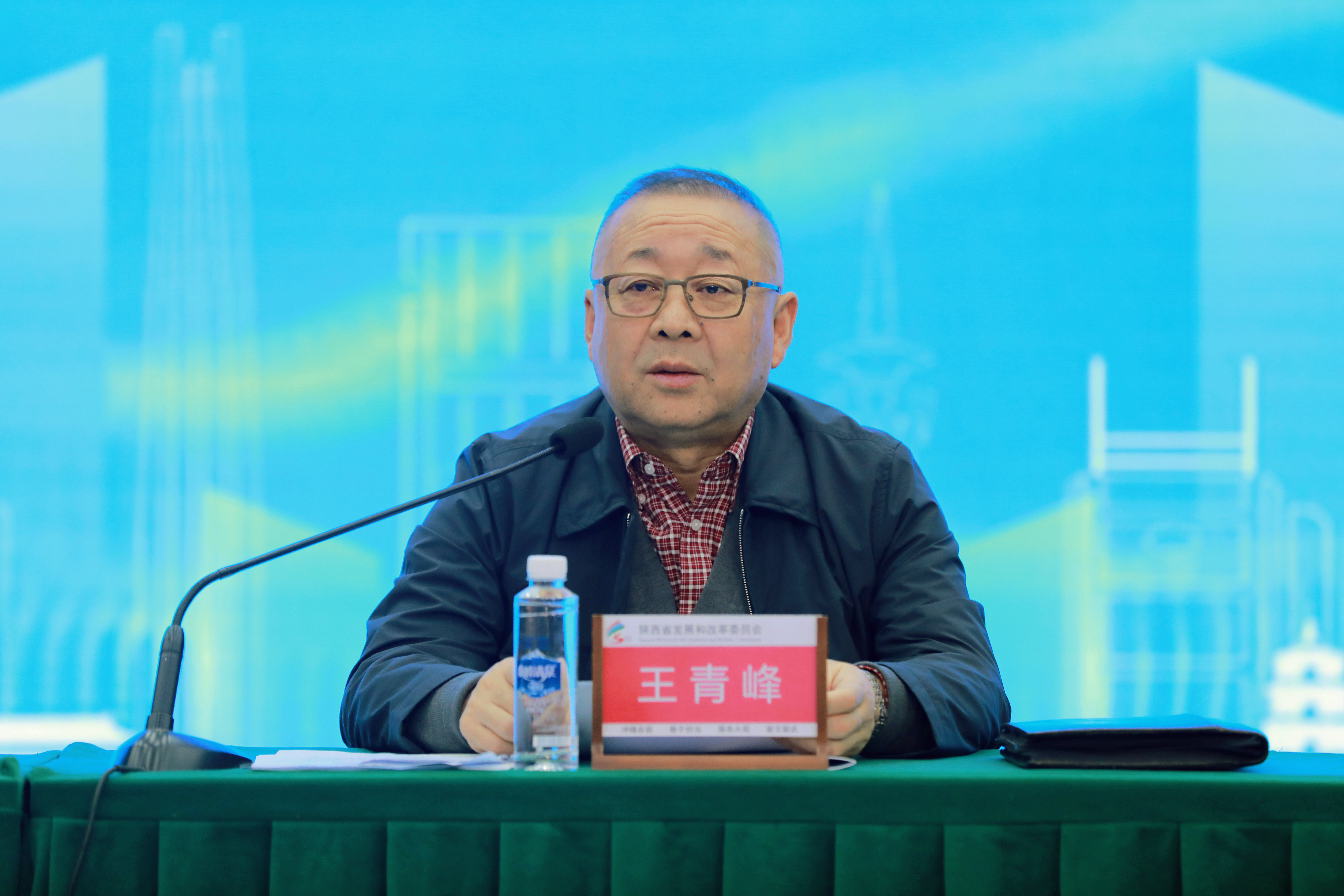 微信图片_20251024144201_16_135.jpg
